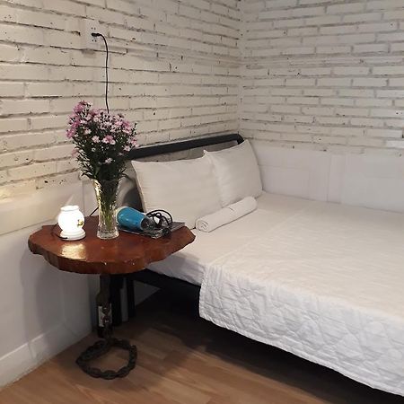 Phuong Van Hotel Thành Pho Ho Chí Minh Esterno foto