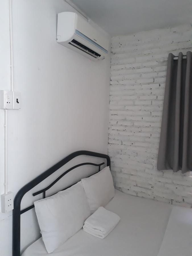 Phuong Van Hotel Thành Pho Ho Chí Minh Esterno foto